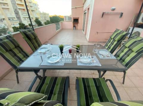 Apartamento T3 Venda em Albufeira e Olhos de Água,Albufeira