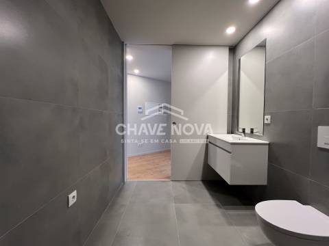 Apartamento T0 Venda em Mafamude e Vilar do Paraíso,Vila Nova de Gaia
