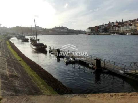 Apartamento T0 Venda em Santa Marinha e São Pedro da Afurada,Vila Nova de Gaia