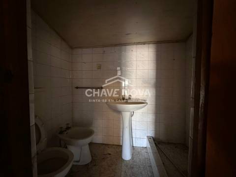 Moradia Isolada T2 Venda em Caldas de São Jorge e Pigeiros,Santa Maria da Feira