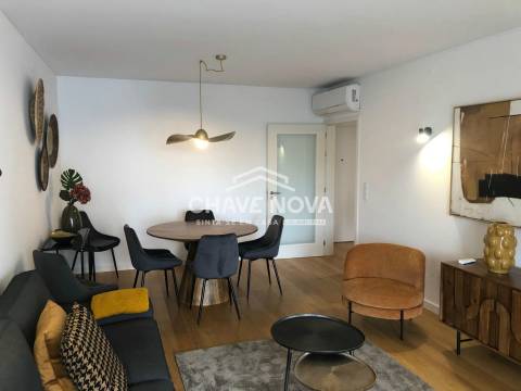Apartamento T2 Arrendamento em Lumiar,Lisboa
