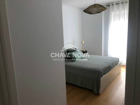 Apartamento T2 Arrendamento em Lumiar,Lisboa