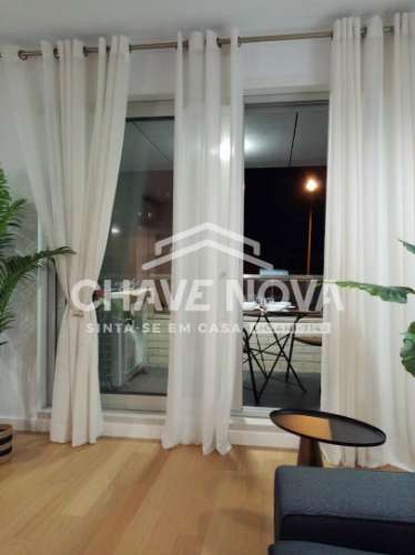 Apartamento T2 Arrendamento em Lumiar,Lisboa