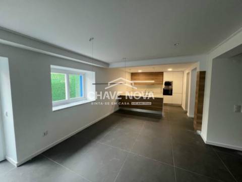 Moradia Geminada T3 Venda em Barreiro e Lavradio,Barreiro