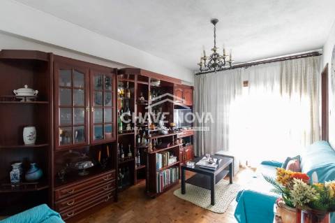 Apartamento T2 Venda em São João da Madeira,São João da Madeira