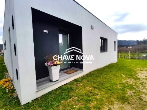 Moradia Isolada T3 Venda em Carregosa,Oliveira de Azeméis