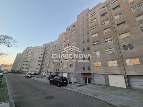 Apartamento T3 Venda em Vilar de Andorinho,Vila Nova de Gaia