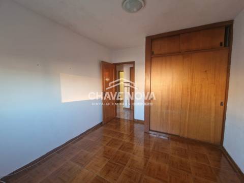 Apartamento T3 Venda em Vilar de Andorinho,Vila Nova de Gaia