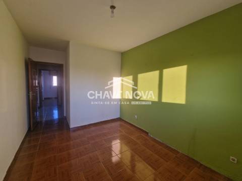 Apartamento T3 Venda em Vilar de Andorinho,Vila Nova de Gaia