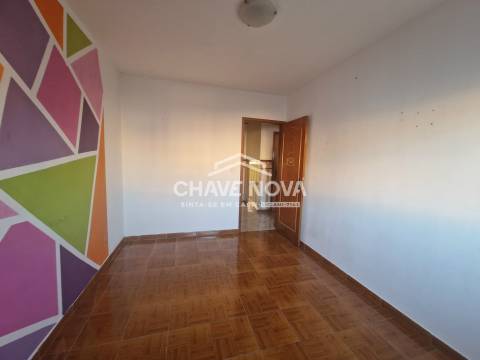 Apartamento T3 Venda em Vilar de Andorinho,Vila Nova de Gaia