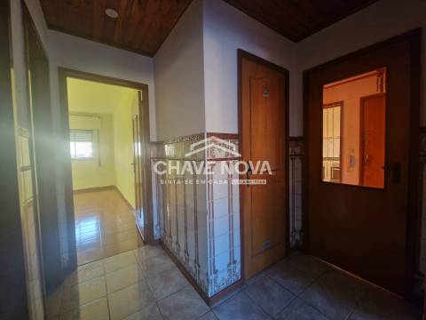 Apartamento T3 Venda em Vilar de Andorinho,Vila Nova de Gaia