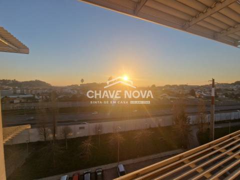 Apartamento T3 Venda em Vilar de Andorinho,Vila Nova de Gaia