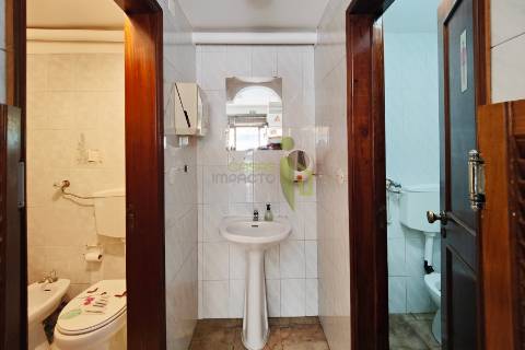 VENDA de Loja com Negócio de Café