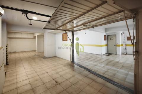 Garagem 28m2 na Anta em Agualva Cacém