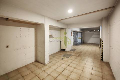 Garagem 28m2 na Anta em Agualva Cacém