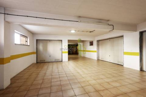 Garagem 28m2 na Anta em Agualva Cacém