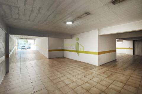 Garagem 28m2 na Anta em Agualva Cacém