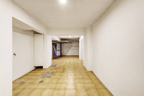 Garagem 28m2 na Anta em Agualva Cacém