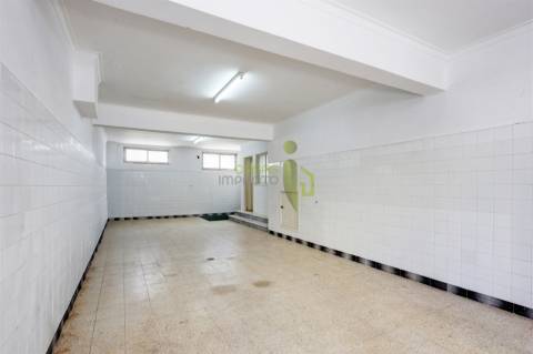 Loja T2 Venda em Agualva e Mira-Sintra,Sintra