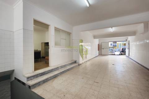 Loja T2 Venda em Agualva e Mira-Sintra,Sintra