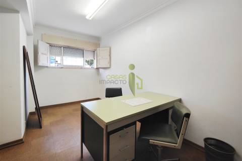 Loja T2 Venda em Agualva e Mira-Sintra,Sintra