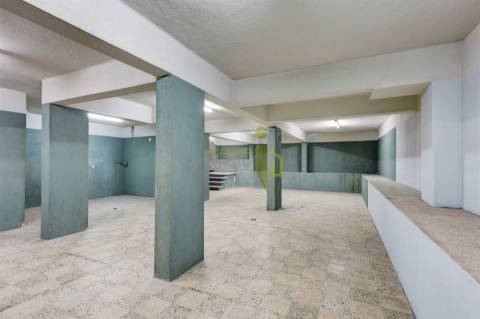 Loja T2 Venda em Agualva e Mira-Sintra,Sintra