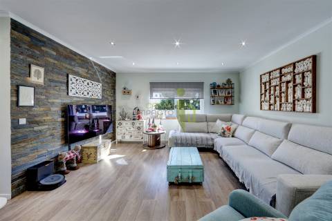 Moradia Isolada T3 Venda em Rio de Mouro,Sintra