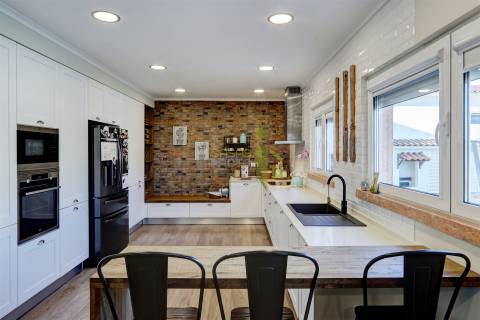 Moradia Isolada T3 Venda em Rio de Mouro,Sintra