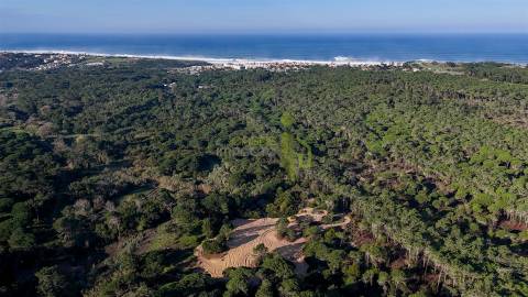 Terreno Rústico com 2360 m2 em Janas, Azenhas do Mar