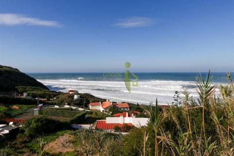 Terreno Rústico com 4.600 m2 em Areais, Almoçageme - Colares