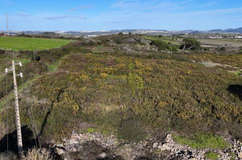 Terreno Rústico com 19.160m2 a venda na Terrugem