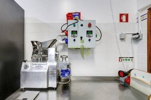 Trespasse de Empresa Alimentar Rentável em Funcionamento – Totalmente Equipada