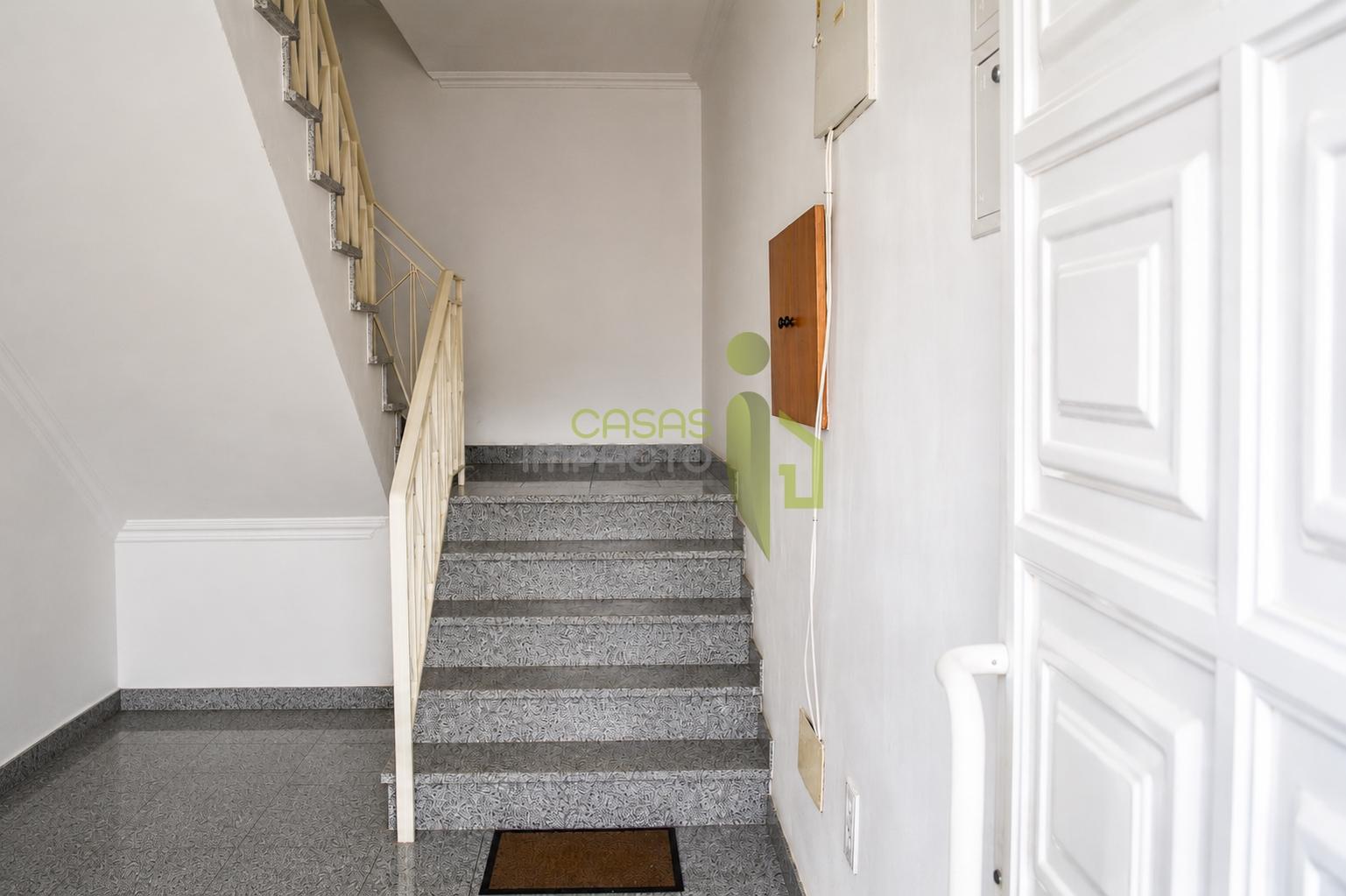 Apartamento T2 Arrendamento em Colares,Sintra