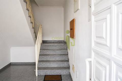 Apartamento T2 Arrendamento em Colares,Sintra
