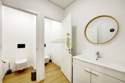 Loja na Anta com 80m2 Remodelada