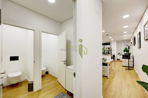 Loja na Anta com 80m2 Remodelada