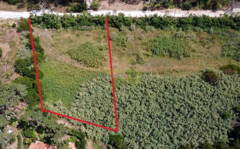 Terreno Rustico com 3.000m2 em Colares