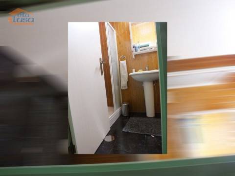 Moradia T4 renovada no centro da Vila