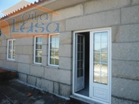 Quinta e moradia e outras