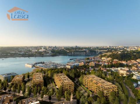 T4 Recuado c/ Terraço 82m2, próximo Marina da Afurada em Canidelo V.N Gaia.