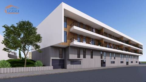 T2 Novo c/ dois lugares garagem e varanda 21,24m2 em Portimão.