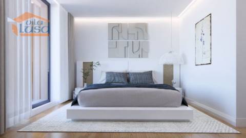 T2 Novo c/ dois lugares garagem e varanda 21,24m2 em Portimão.