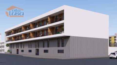 T1 Novo ultimo piso c/ garagem e varanda em Portimão.