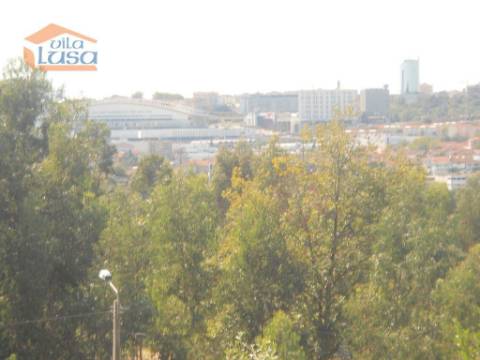 Lote de Terreno (com vistas para o Porto) em Rio Tinto