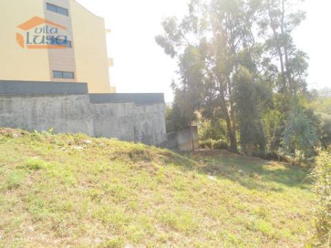 Lote de Terreno (com vistas para o Porto) em Rio Tinto