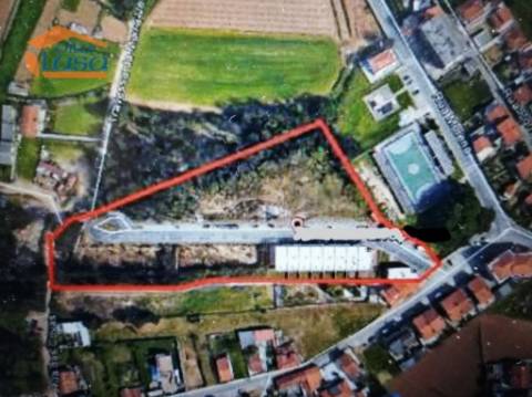 Lote para Construção em altura (cave + R/c+2) em Baguim do Monte