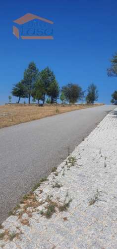 Terreno com paisagem para a Vila