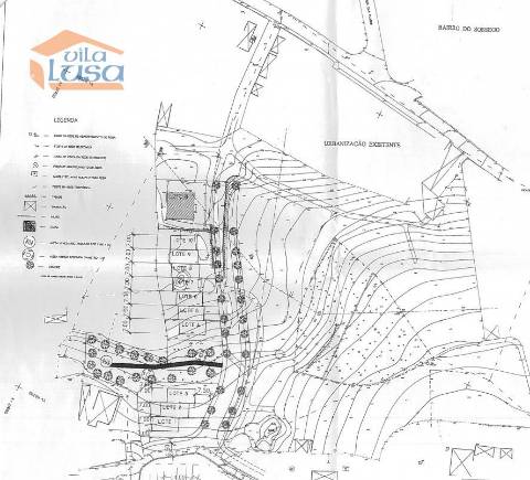 Terreno urbano para construção de moradia geminada em Rio de Loba