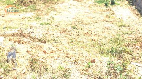 Terreno em Baguim com 794m2 