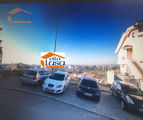 Terreno em Baguim com 794m2 